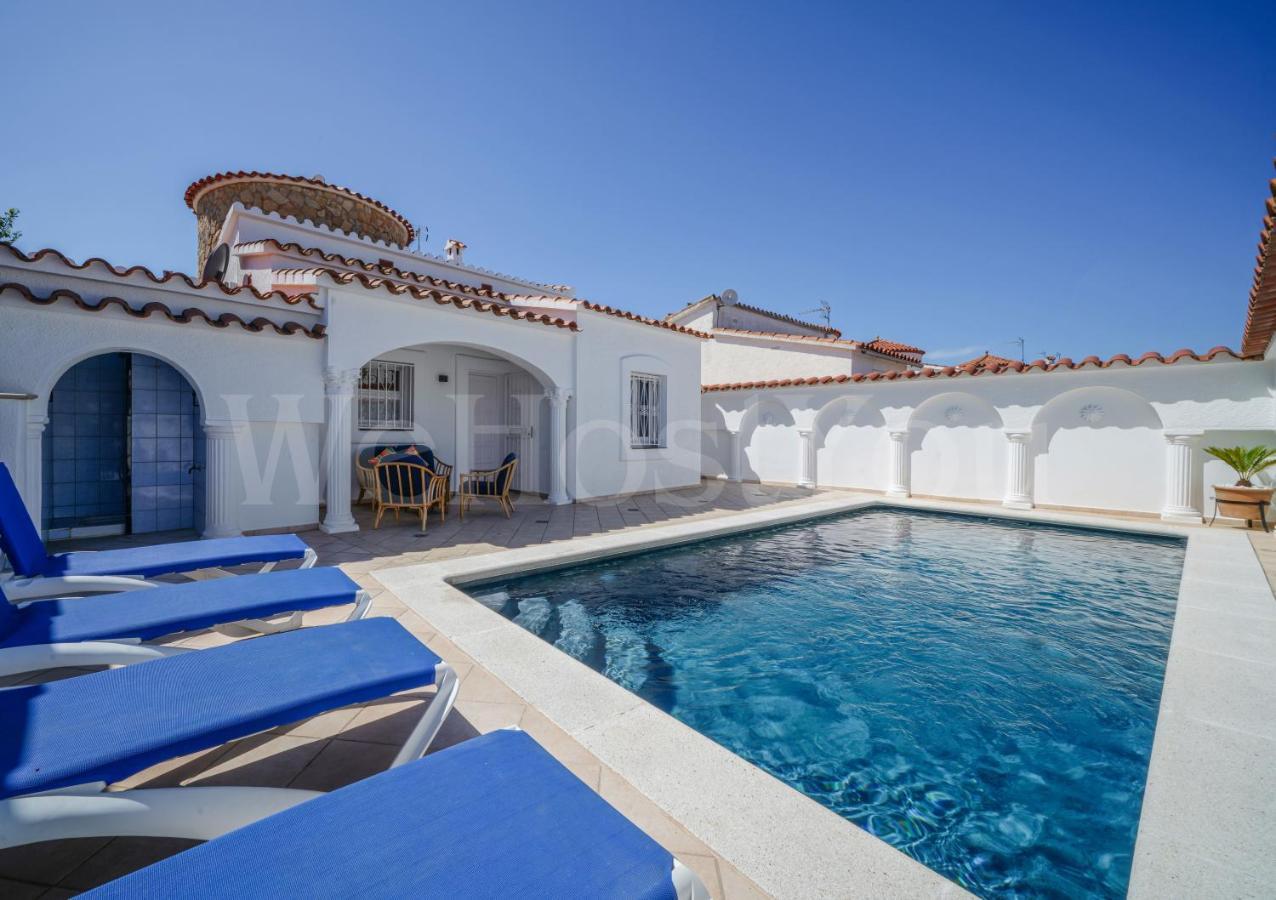 Villa Et Studio Avec Piscine - Wehostyou إمبوريابرافا المظهر الخارجي الصورة