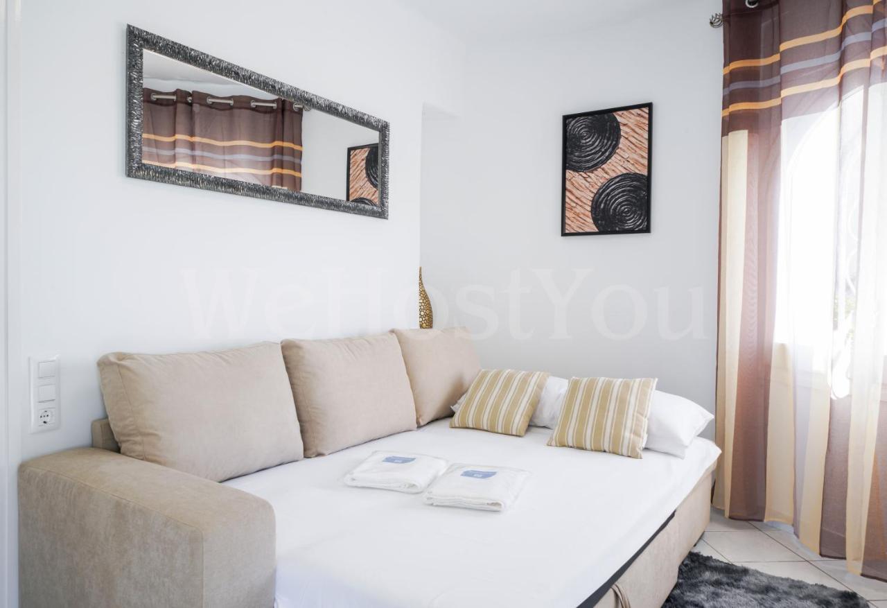 Villa Et Studio Avec Piscine - Wehostyou إمبوريابرافا المظهر الخارجي الصورة